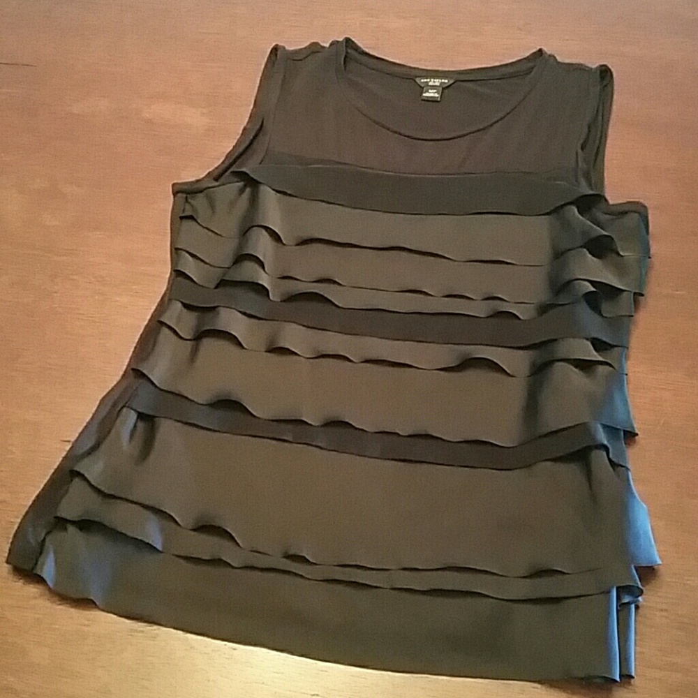Ann Taylor Petite Black Sleeveless Top